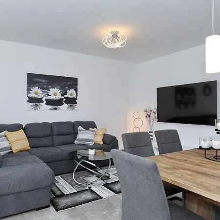 Mariva Villa *